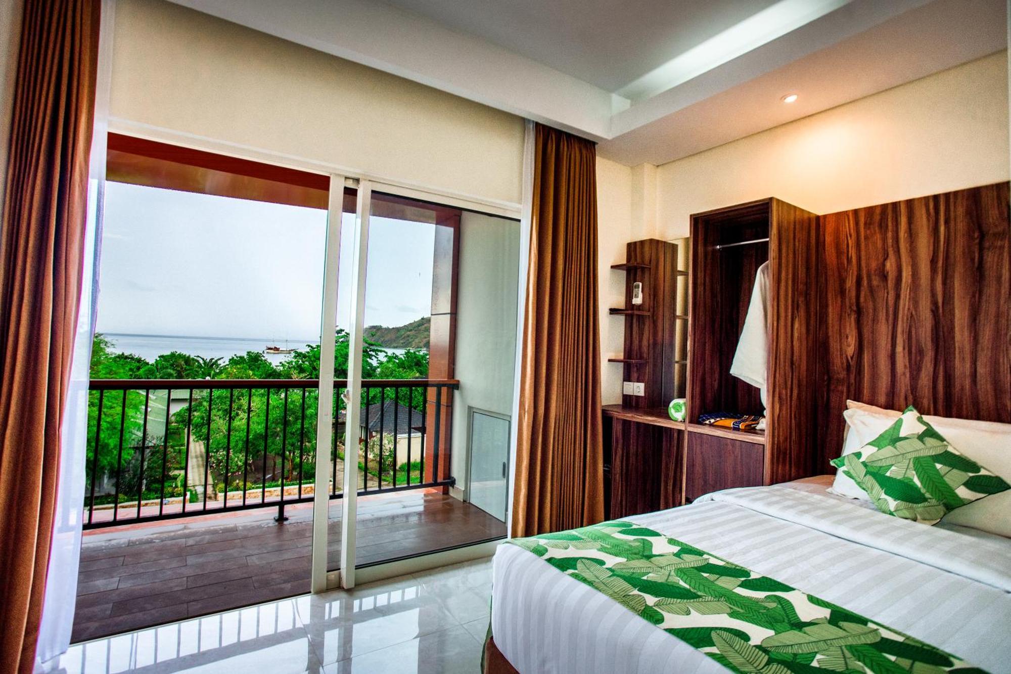 Sylvia Hotel & Resort Komodo Labuan Bajo Exterior foto