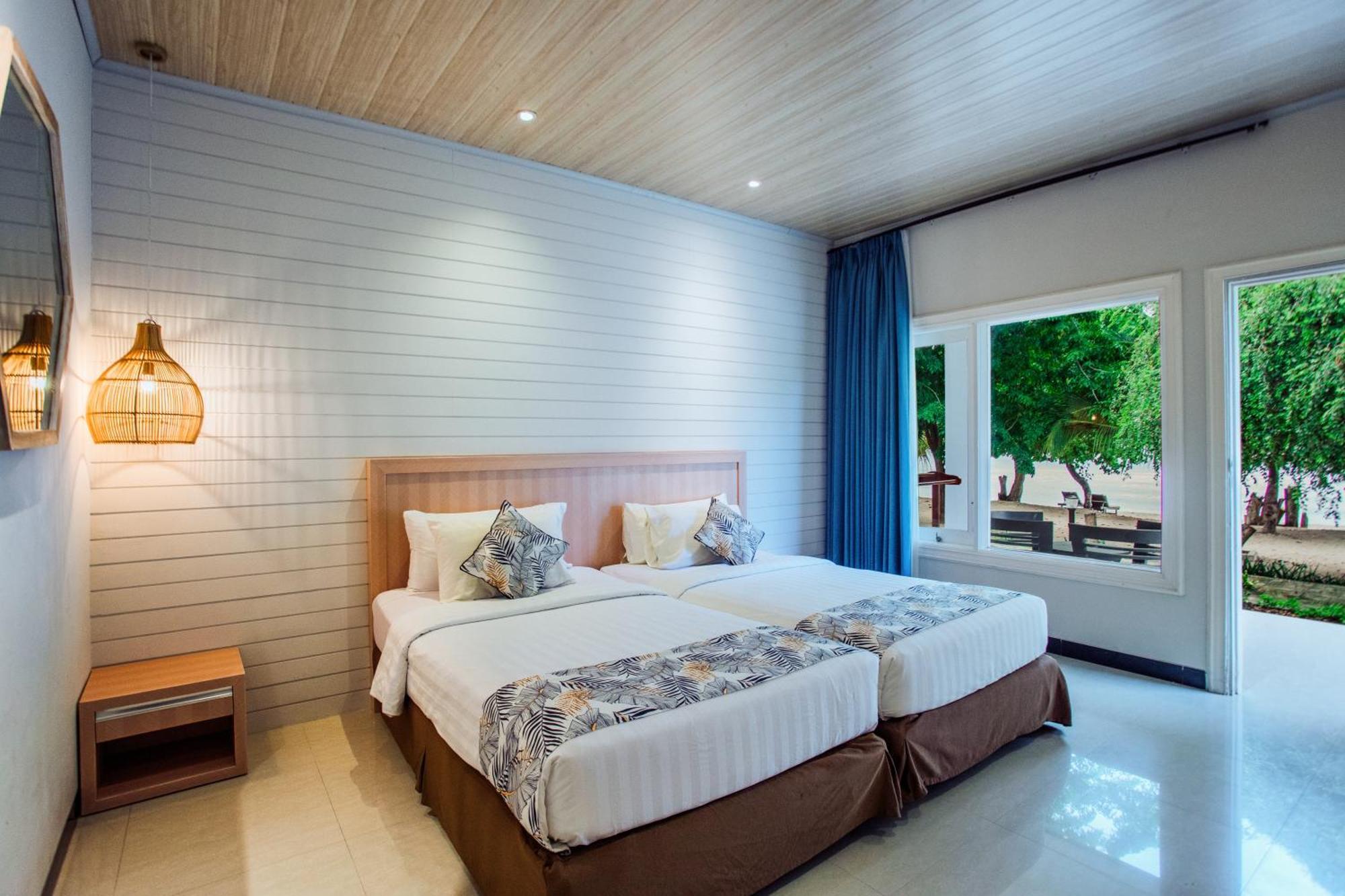 Sylvia Hotel & Resort Komodo Labuan Bajo Exterior foto