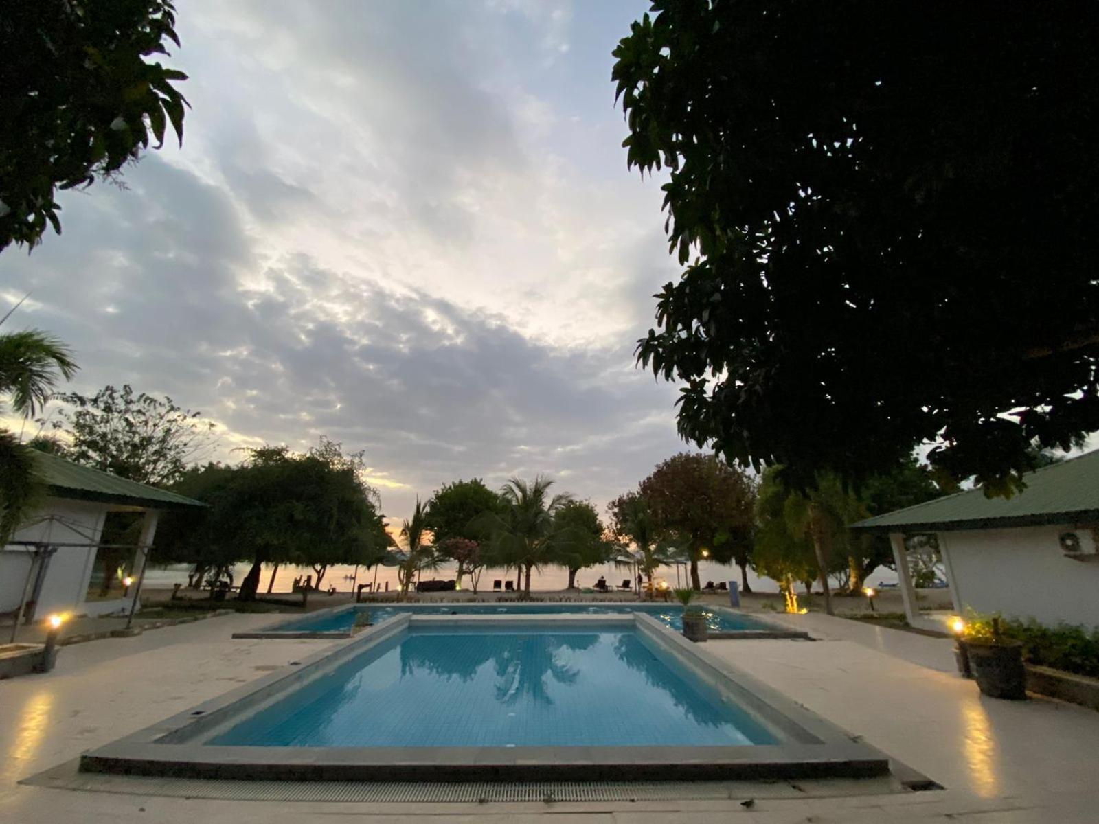 Sylvia Hotel & Resort Komodo Labuan Bajo Exterior foto